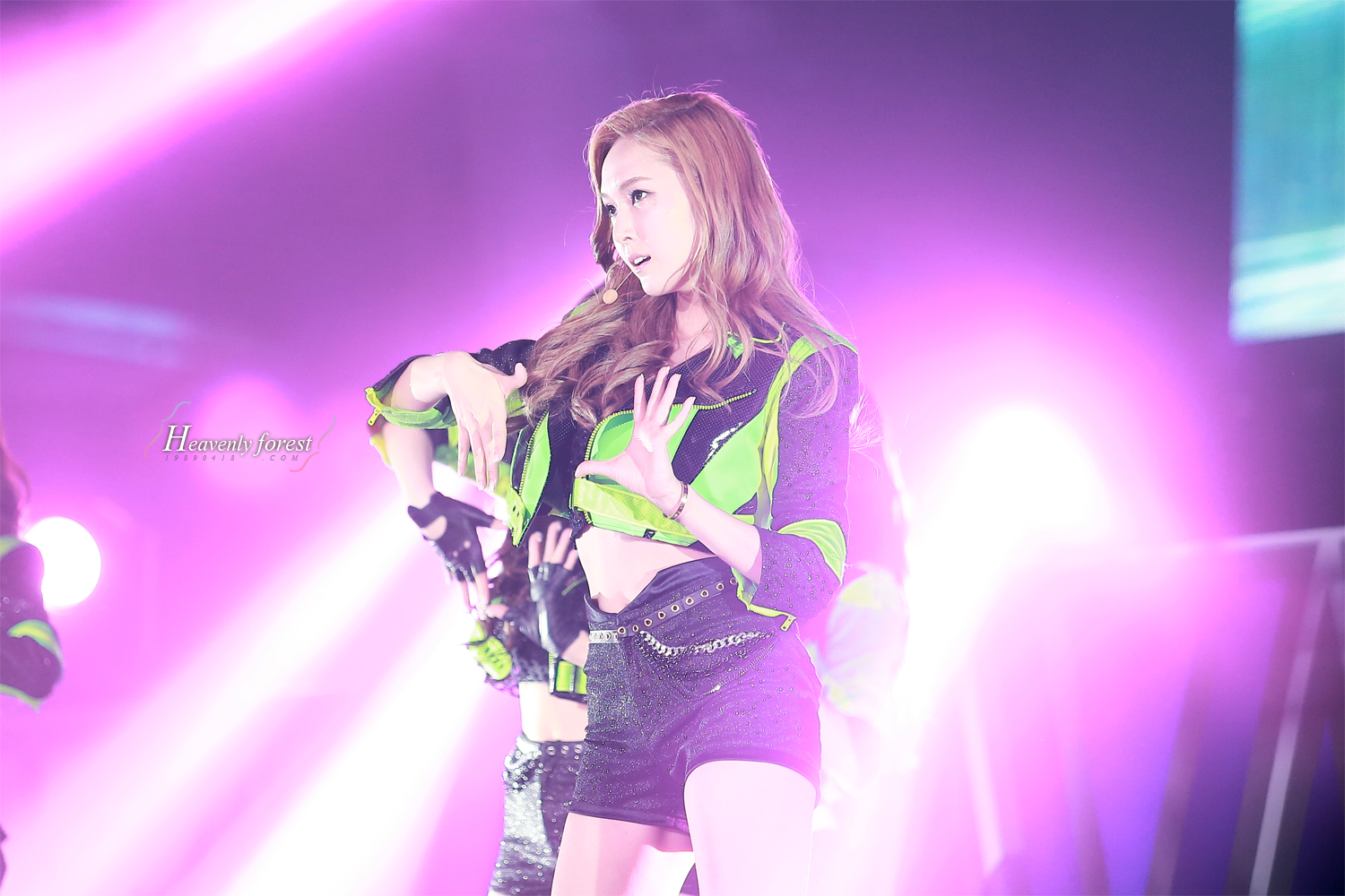 Jessica_130608_Heavenly Forest_03.jpg